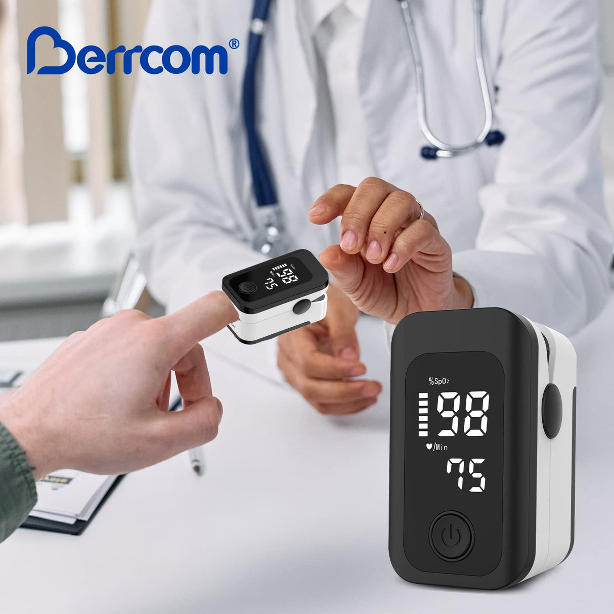 Berrcom Professionale Pulsossimetro da Dito Saturimetro Misurazione Precisa Della Saturazione di Ossigeno nel Sangue con Funzione di Allarme, Schermo OLED per Tutte le Persone con Batterie Incluse